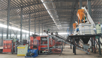 免托板磚機(jī)與普通水泥免燒磚機(jī)并行生產(chǎn)