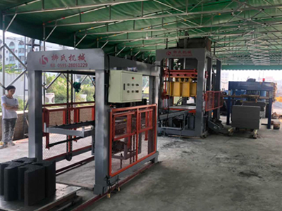 路沿石、護坡磚、擋土磚生產(chǎn)效果